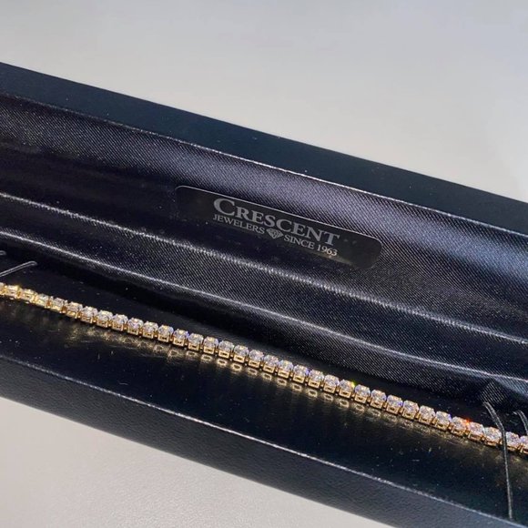 NEW Women's Yellow Gold Colour Crystal Bracelet - Picture 2 of 6